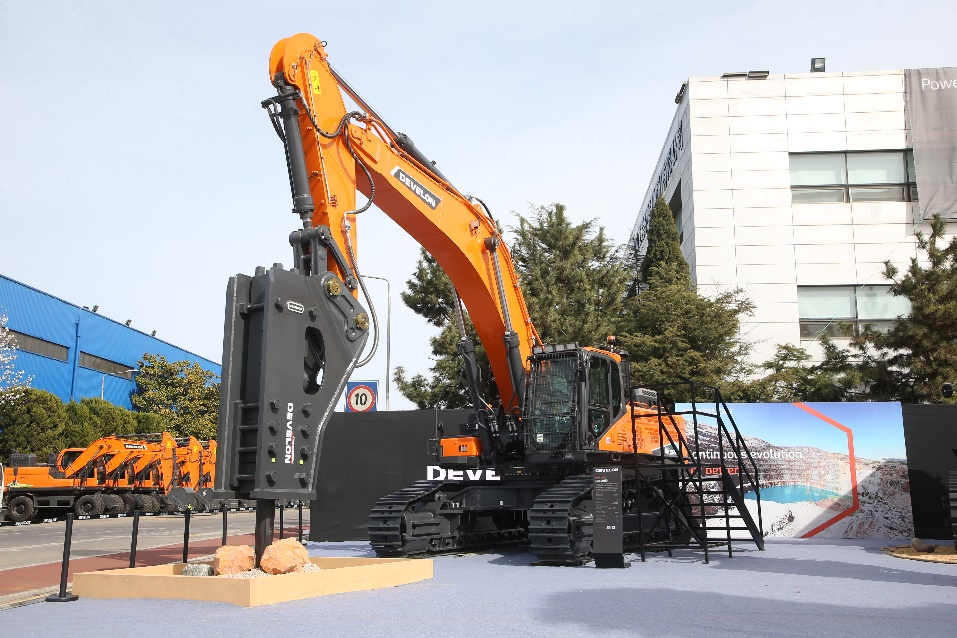 DX560HD | 強(qiáng)悍性能  玩轉(zhuǎn)礦山